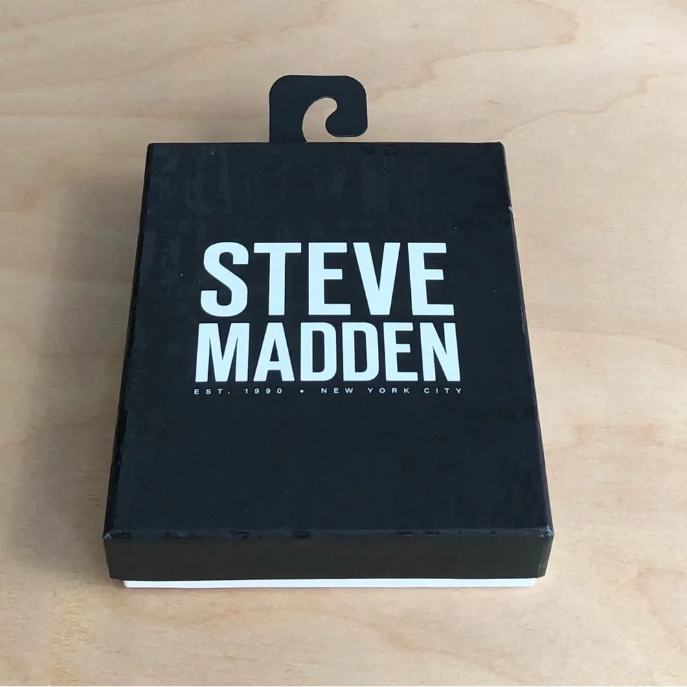 NWT Steve Madden Genuine Leather Wallet Classic Black Mens One Size
